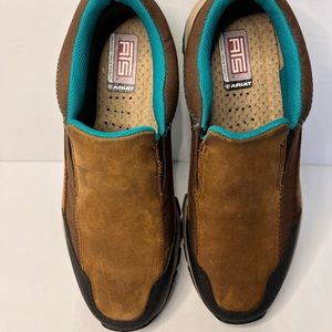 ARIAT Women’s’ Skyline slip on hiking boots